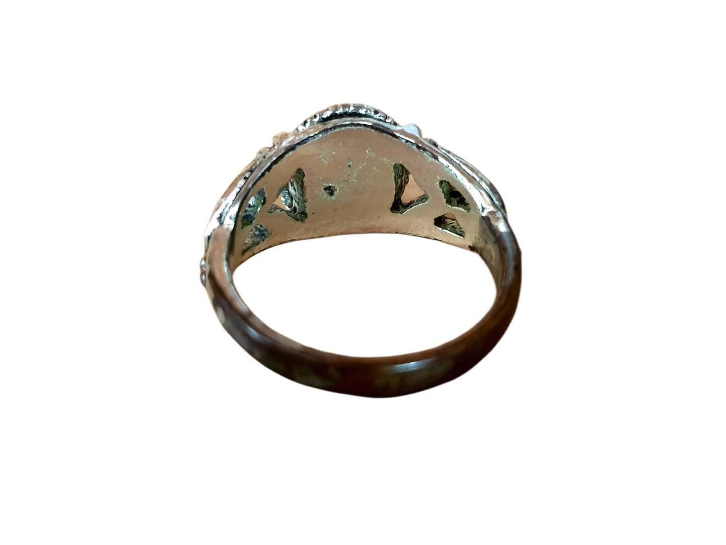 OpalVintage Ring med Hvid Sten – Elegant og Klassisk Design