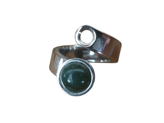 Forgestone Åben Ring med Grøn Sten – Elegant Justerbart Design
