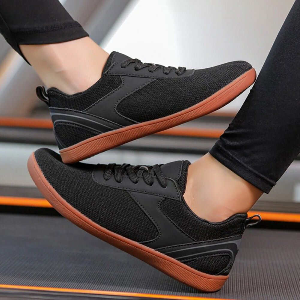 Stravik Flat Sneakers – Minimalist Everyday Comfort