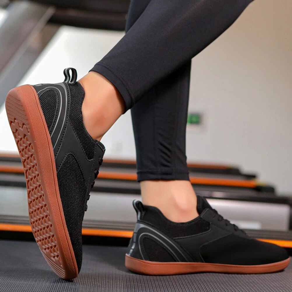 Stravik Flat Sneakers – Minimalist Everyday Comfort